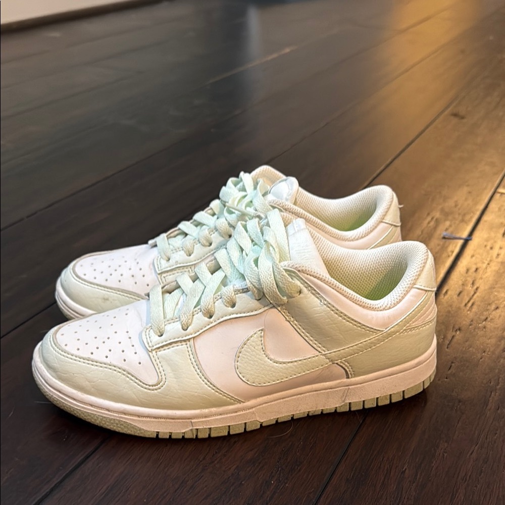 Nike White and Light Green Sneakers